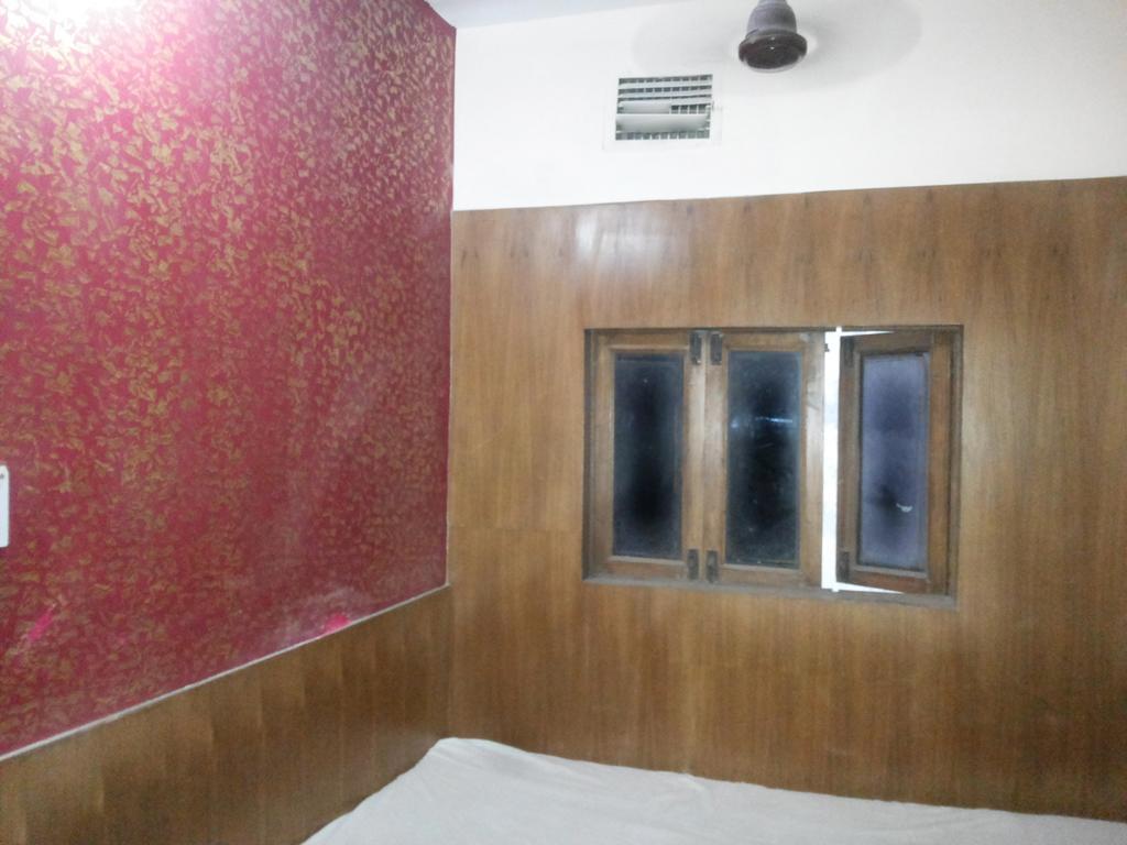 Mahesh Guest House Nova Deli Quarto foto